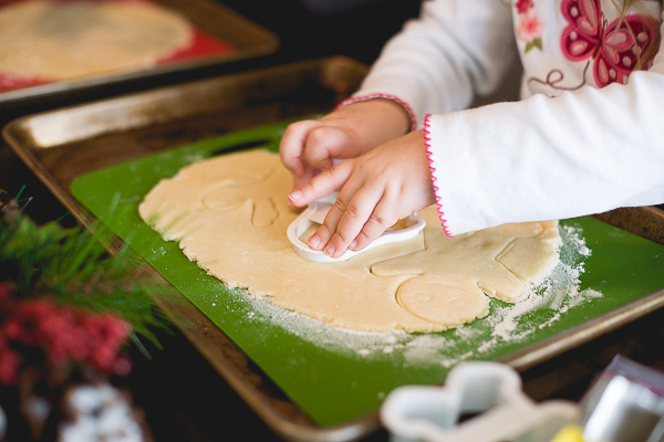 Free Stock Photos for Blogs - Kids Making Christmas Cookies 1