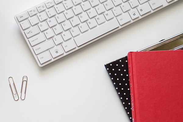 Free Styled Stock Photos for Blogs - Black Red Office Desk 2