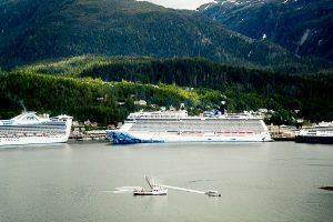 Free Stock Photos for Blogs - Cruise Ships in Port